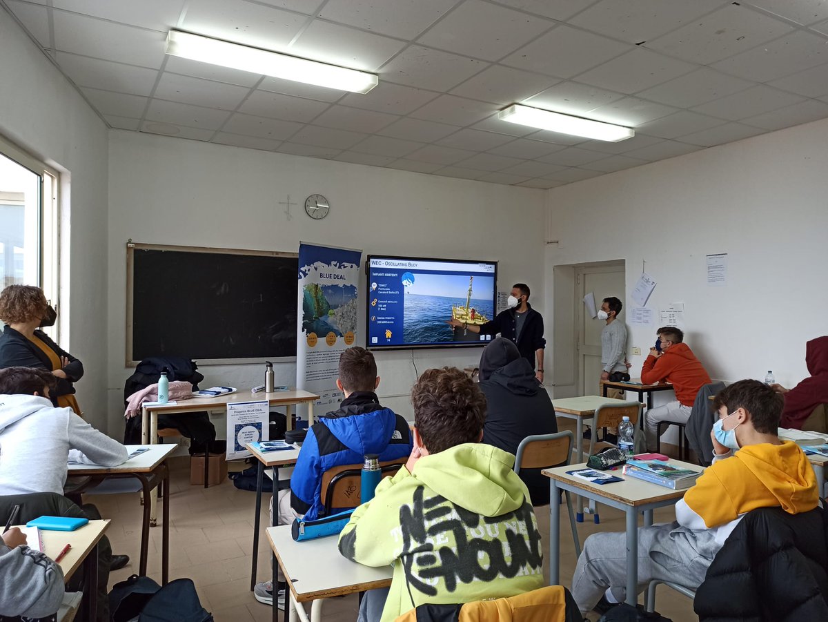 EGSiena's tweet photo. Today @bluedeal_med lands at the high school #Nautico in Porto Santo Stefano (GR - Italy) to present the BLUE ENERGY FOR THE FUTURE - Blue Energy School Contest.
@EGSiena and #Indaco2 met the 4th a and 4th b!
Canโt wait to see your proposals!!๐๐๐ https://t.co/46pFsUfvTr