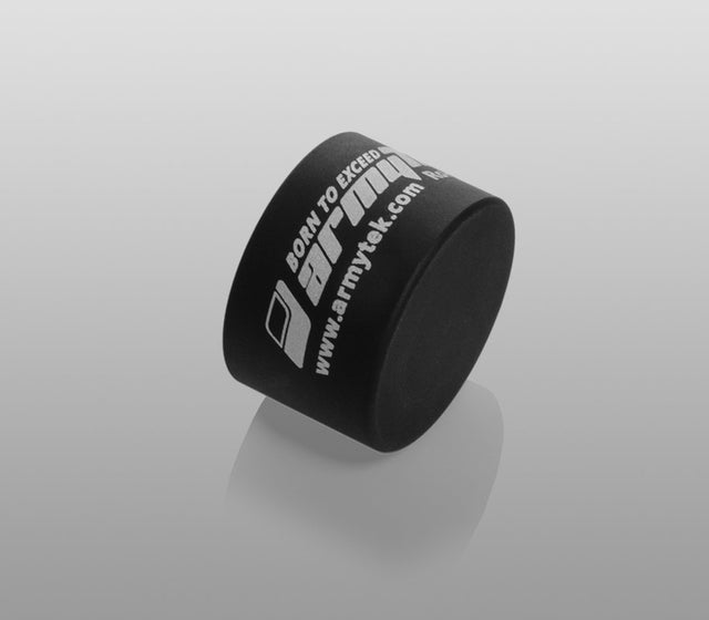 Для владельцев #Armytek Wizard с магнитом. В офисе м.Алексеевская есть немагнитный Tailcup.
На сайте его не видно.