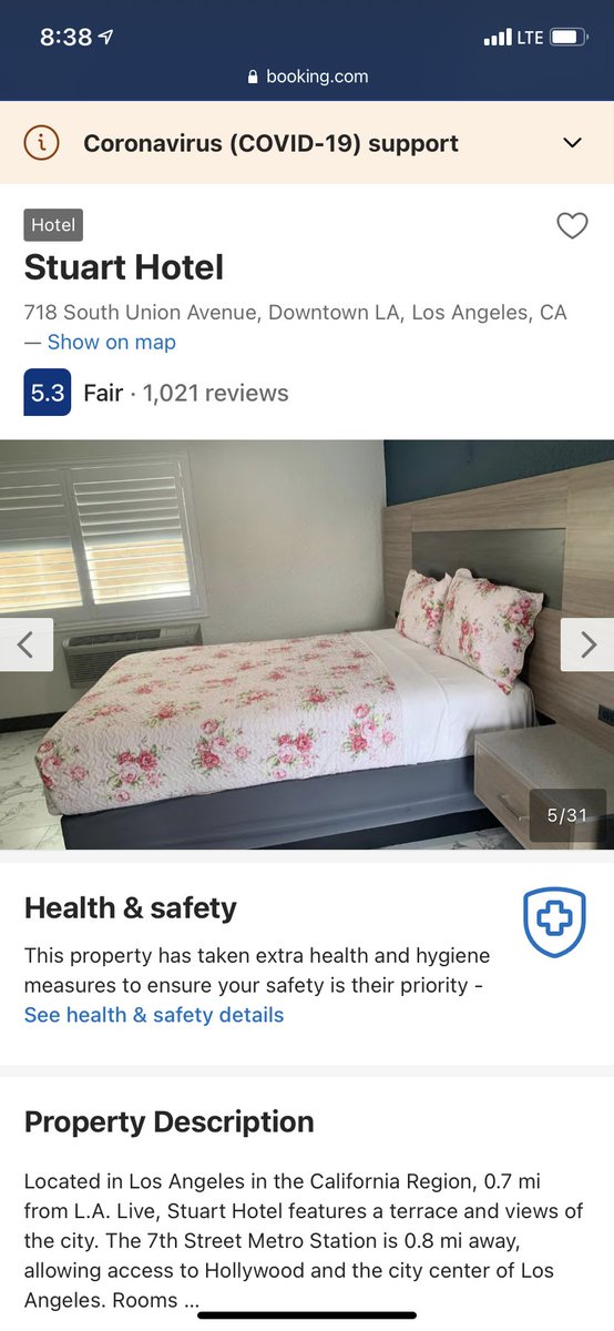 BLOCKLIFE's tweet photo. @TheStuartHotel @bookingcom these are the deceiving photos on your sites! My previous pics are what it REALLY looks like. You should update those photos. You don’t even provide face towels or wash clothes, just musty, dingy bath towels 😉 https://t.co/7kcfbtBCsr