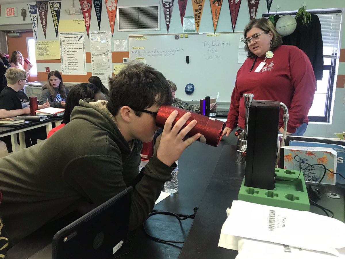 Clemson EXPLORE Mobile lab tweet media