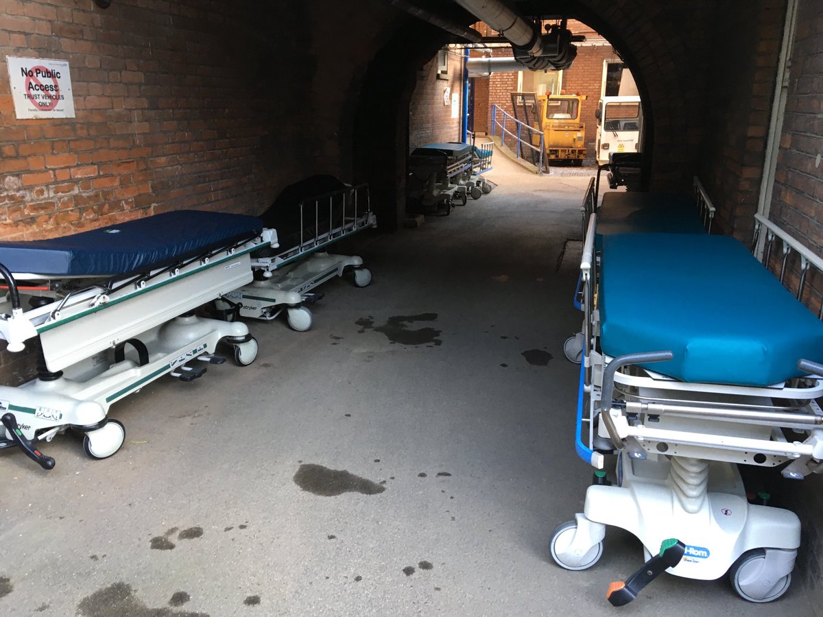 AlastairWilson7's tweet photo. Out with the old and in with the new. ⁦@WhippsCrossHosp⁩ the first of the New Linet Trollies being delivered and already distributed and in use in Theatres ⁦@LINET_UK⁩ ⁦@BartsHospital⁩ ⁦@aligailtaylor⁩ https://t.co/Hres5k0qsJ