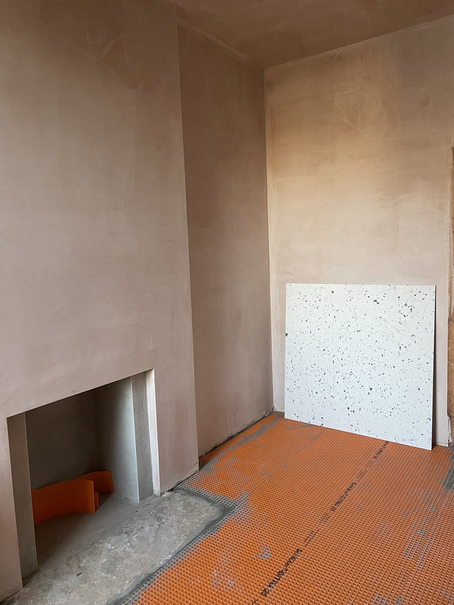 Another week. A bit further. 1200 sq tiles!