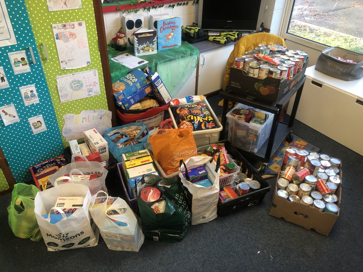 A huge thank you to the families of St Teresa’s for donating over 413 items of food for the Penwortham foodbank. This will make a massive difference to many people in need. It couldn’t have been done without you and the wonderful Mini Vinnie group.