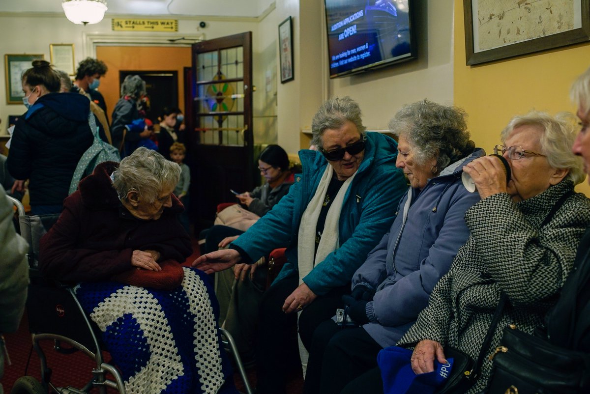 PompeyITC's tweet photo. This week, members of our Life 'N' Chimes group visited the Kings Theatre  to watch this year's Christmas panto, Jack and the Beanstalk! 
🎄🎭
A very special thank you to We Buy Any Phone  for sponsoring the trip!
#Jackandthebeanstalk
#unitedagainstdementia #panto #kingstheatre https://t.co/bBu5OFYfWr