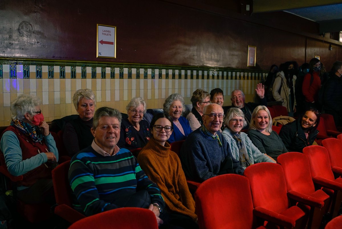 PompeyITC's tweet photo. This week, members of our Life 'N' Chimes group visited the Kings Theatre  to watch this year's Christmas panto, Jack and the Beanstalk! 
🎄🎭
A very special thank you to We Buy Any Phone  for sponsoring the trip!
#Jackandthebeanstalk
#unitedagainstdementia #panto #kingstheatre https://t.co/bBu5OFYfWr
