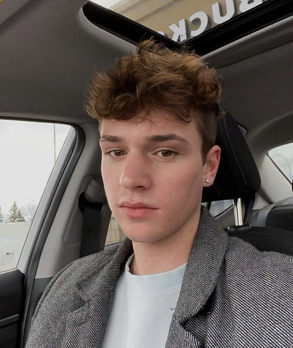good morning gays https://t.co/a5B5HUjTLh<a href="/tag/newprofilepic"class="tags"><span>#newprofilepic</span></a>