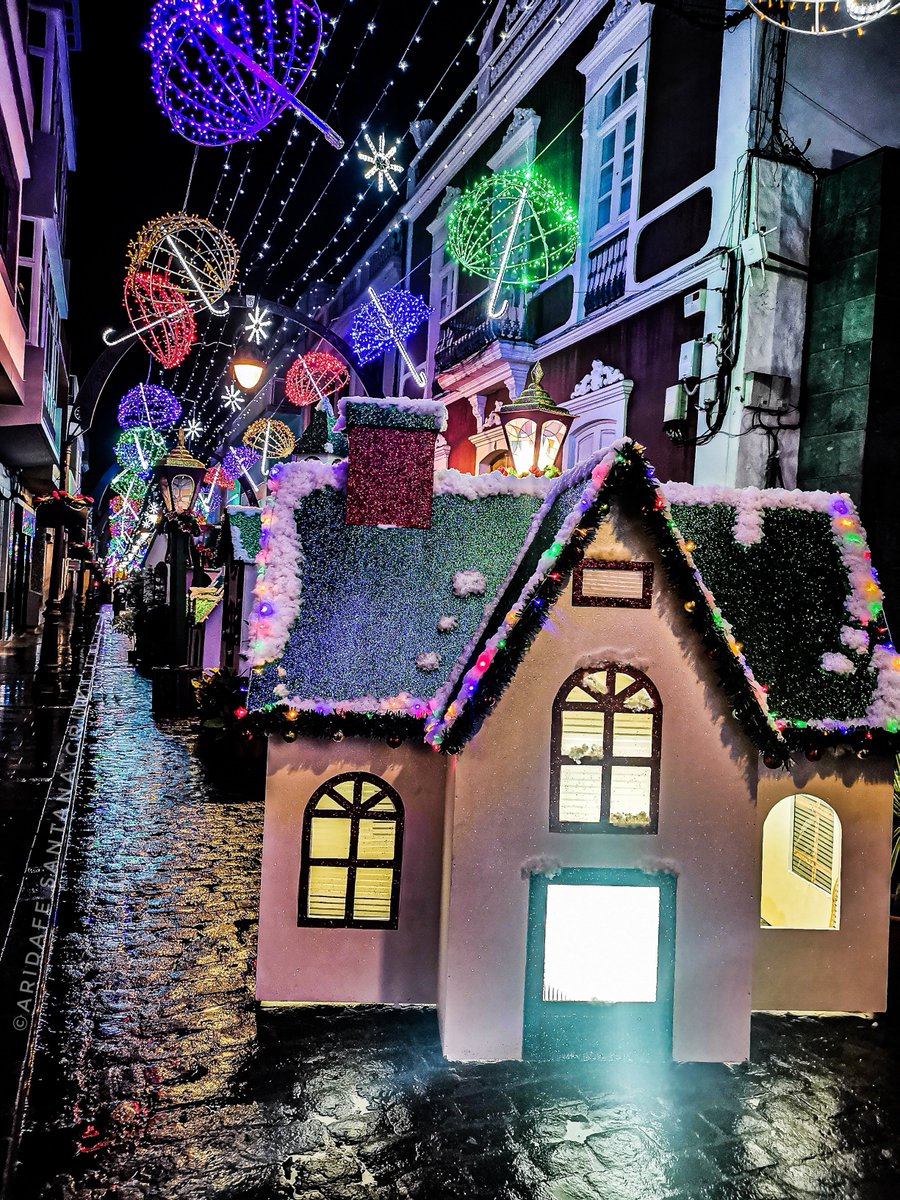 crzarisnt's tweet photo. Gáldar y su encanto.💫

@AytoGaldar #Navidad
#GranCanaria #Canarias. https://t.co/rQbZc3vPPC