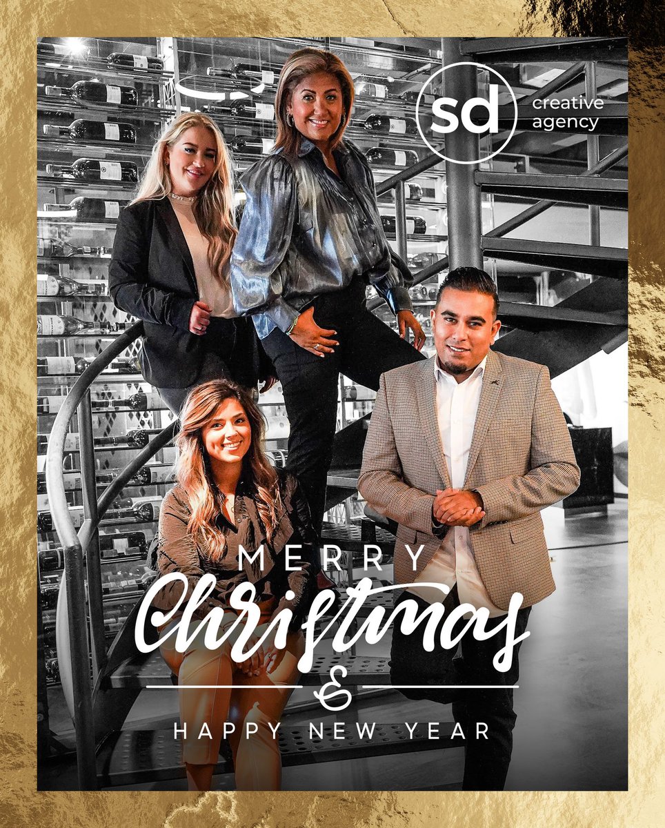 Wat was het een druk en dynamisch jaar. Leuke projecten afgerond, Verhuisd naar nieuw een kantoor, kortom teveel om op te noemen. In 2022 gaan we weer leuke projecten oppakken. Fijne dagen 🌲 #branding #design #arbeidsmarkt #vastgoedcommunicatie #campagnes 🎄