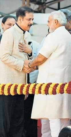 yuganternews's tweet image. ठग खुले घूम रहे हैं जिन्हें गिरफ्तार करना मोदी सरकार की जिम्मेदारी है।
बाइकबोट का भूदेव, हैलोटैक्सी का विनोद,
Rmcl का मितेश, ब्ल्यूफ़ॉक्स का मनु, कर्मभूमि का देवेंद्र, स्ट्रीट हॉक्स का विष्णु, टॉप राइड का जीत, सहारा का सुब्रत और शाइन सिटी का राशिद,
#ठगों_को_फांसी_दो @PMOIndia