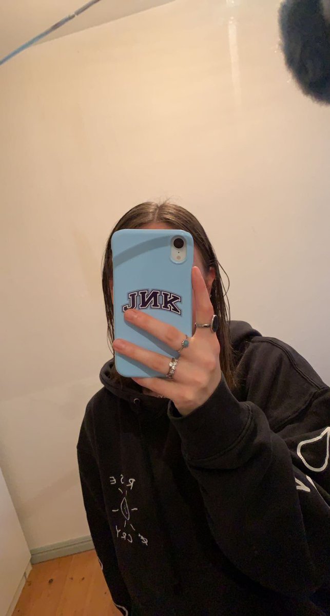 Ditte9922's tweet image. Just got my @KianAndJc cover!! I love it! Now I’m just waiting for my shirt😍😍 @KianLawley @jccaylen