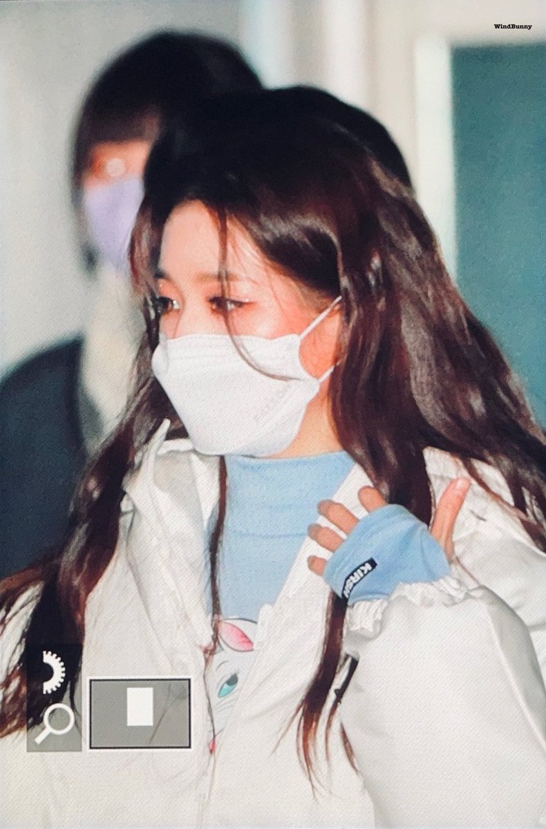 windWonYoung's tweet photo. 211210 프리뷰
🐰💓💓

#IVE #아이브
#WONYOUNG #원영 #장원영
#장원영 #ウォニョン https://t.co/qe8HzjTDJ8
