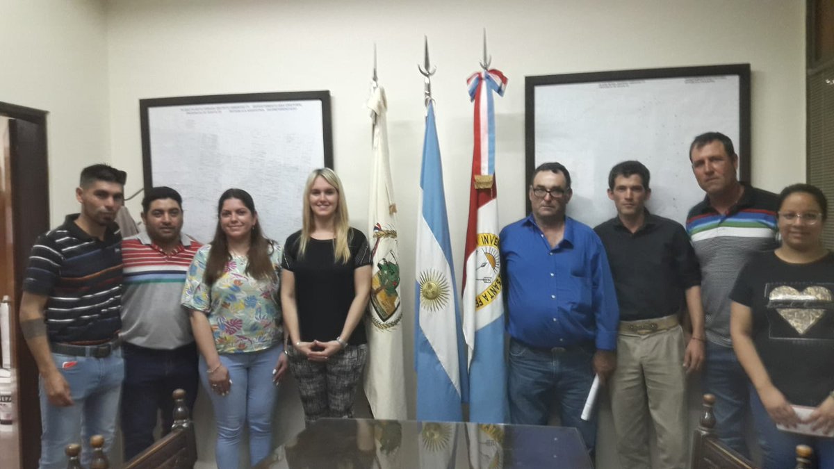 felipemichlig's tweet photo. Hoy asumió #Dianela como #PresidenteComunal de #Ambrosetti. La primera mujer que llega a ese cargo en 130 años desde la fundación. Orgulloso y feliz por el compromiso de todo el nuevo grupo de gobierno. Siempre estaremos acompañando y dando lo mejor para nuestro querido pueblo. https://t.co/6vEC0vhFw3
