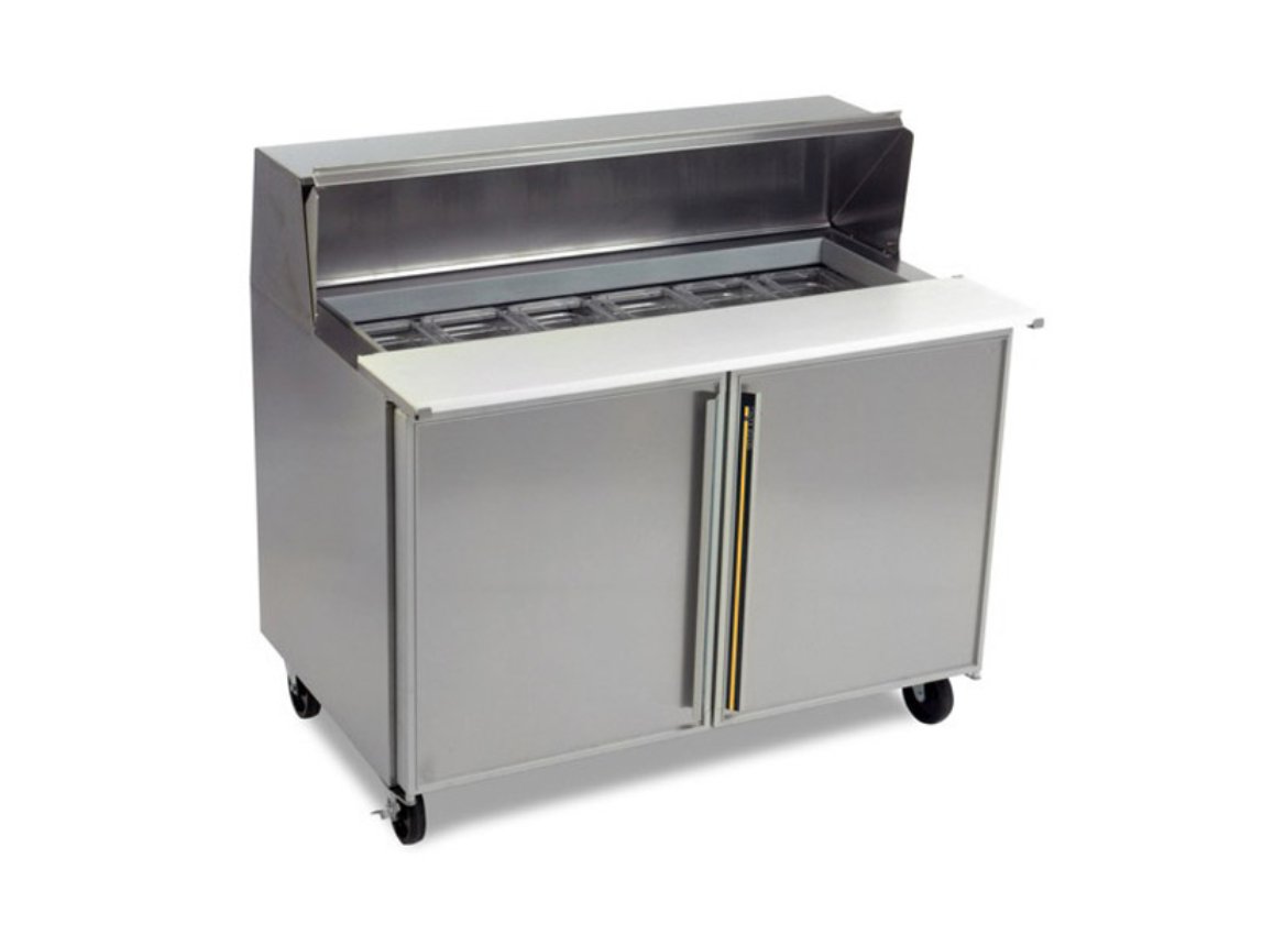 wearesilverking's tweet image. By combining both work area and refrigeration, Silver King’s multi-functional prep tables streamline operations and improve efficiencies. ow.ly/tqin50GMBNE #preptable #foodprep