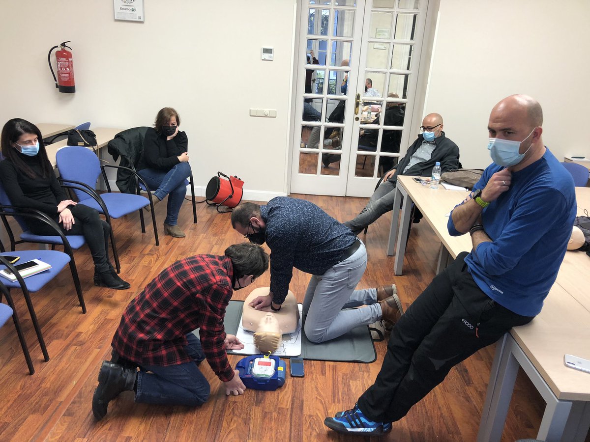 La Sede Nacional de #CSIF es ya un espacio cardioprotegido. Hoy se ha impartido la formación con <a href="/AlmasBSafe/">Almas Industries España</a>. CSIF por ti contigo cuida tu corazón 💚 <a href="/CSIFnacional/">CSIF Nacional</a>