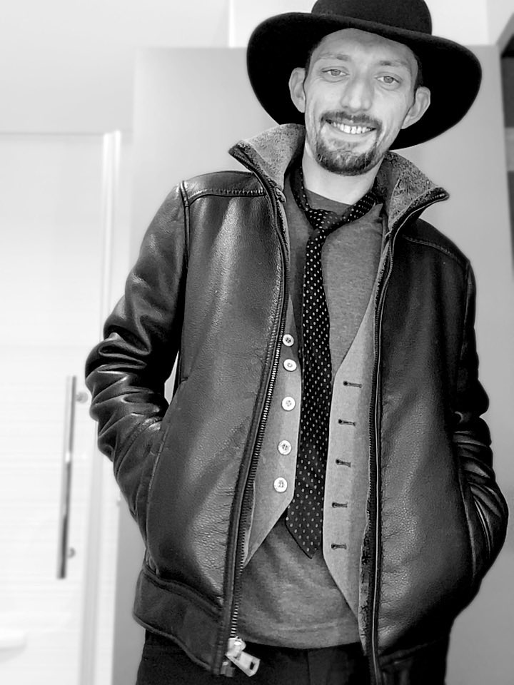 Well today I can’t go my usual nude casual for you guys but I thought I’d post a picture of this outfit