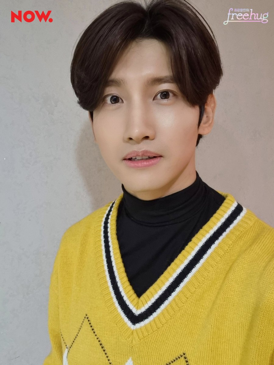now_freehug's tweet photo. #최강창민의프리허그 
밍스트🍑 요즘 셀카 실력 상승 중📈
오늘 배운 셀카 꿀팁으로 찰칵📸
다른 곳 보는 척👀 잔망 셀카까지✨

Every Fri 8PM 최강창민의 프리허그 https://t.co/p6BBktJC0H