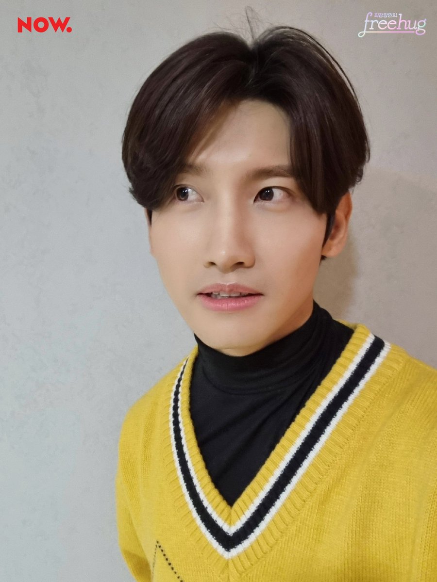 now_freehug's tweet photo. #최강창민의프리허그 
밍스트🍑 요즘 셀카 실력 상승 중📈
오늘 배운 셀카 꿀팁으로 찰칵📸
다른 곳 보는 척👀 잔망 셀카까지✨

Every Fri 8PM 최강창민의 프리허그 https://t.co/p6BBktJC0H