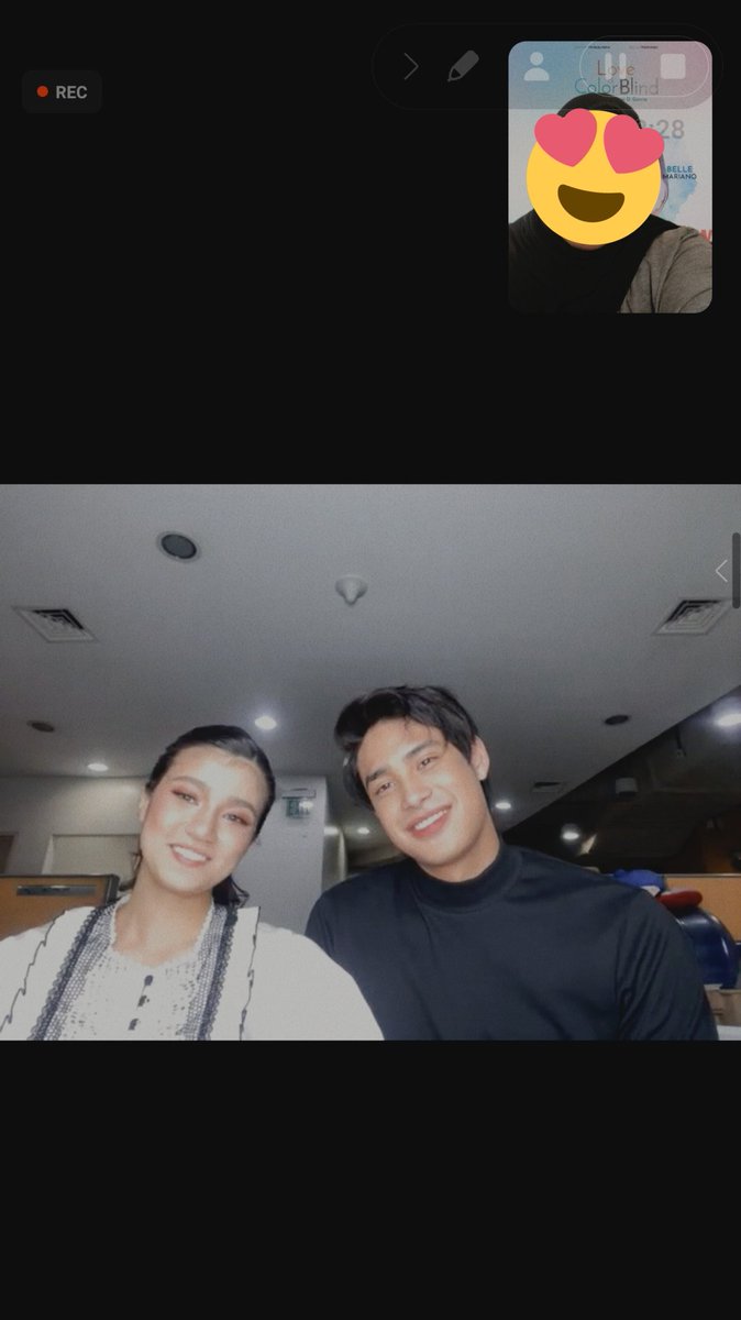 phoeberdb's tweet photo. Thank you for your time babies @donnypangilinan @bellemariano02.. I'm still emotional and speechless.. Mahal na mahal ko kayo!!! 🖤❤😭🤗 To my @DonBelleGlobal family, I LOVE YOU!!!! Thank you for making it this possible. 😘

#LoveIsColorBlindNowShowing https://t.co/iwkanVVg7X