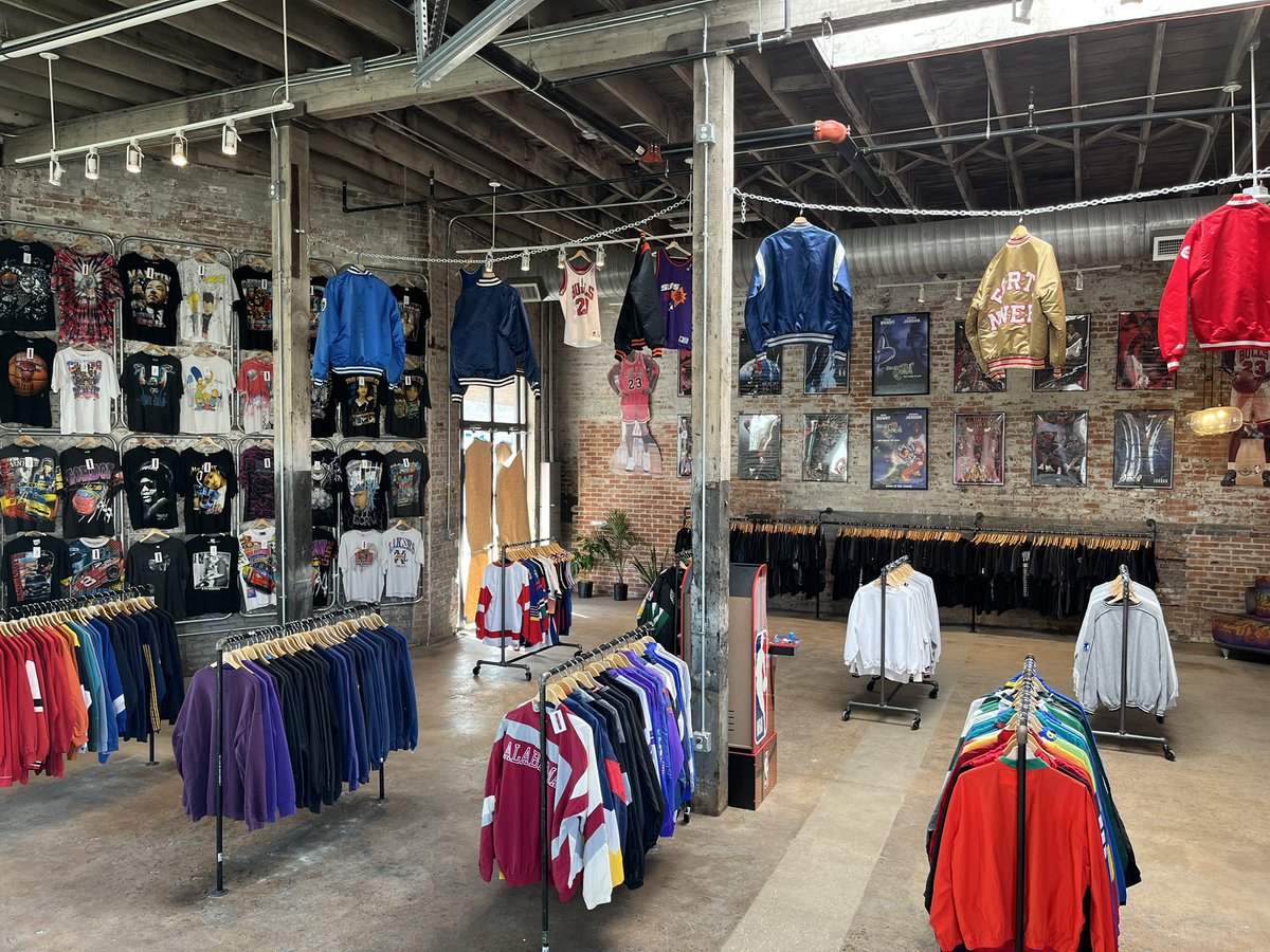 JUMPSHOTCLASSIC's tweet photo. Oh yeah we open tomorrow 
Slide thru and bring a friend! https://t.co/L4iSiN23XH