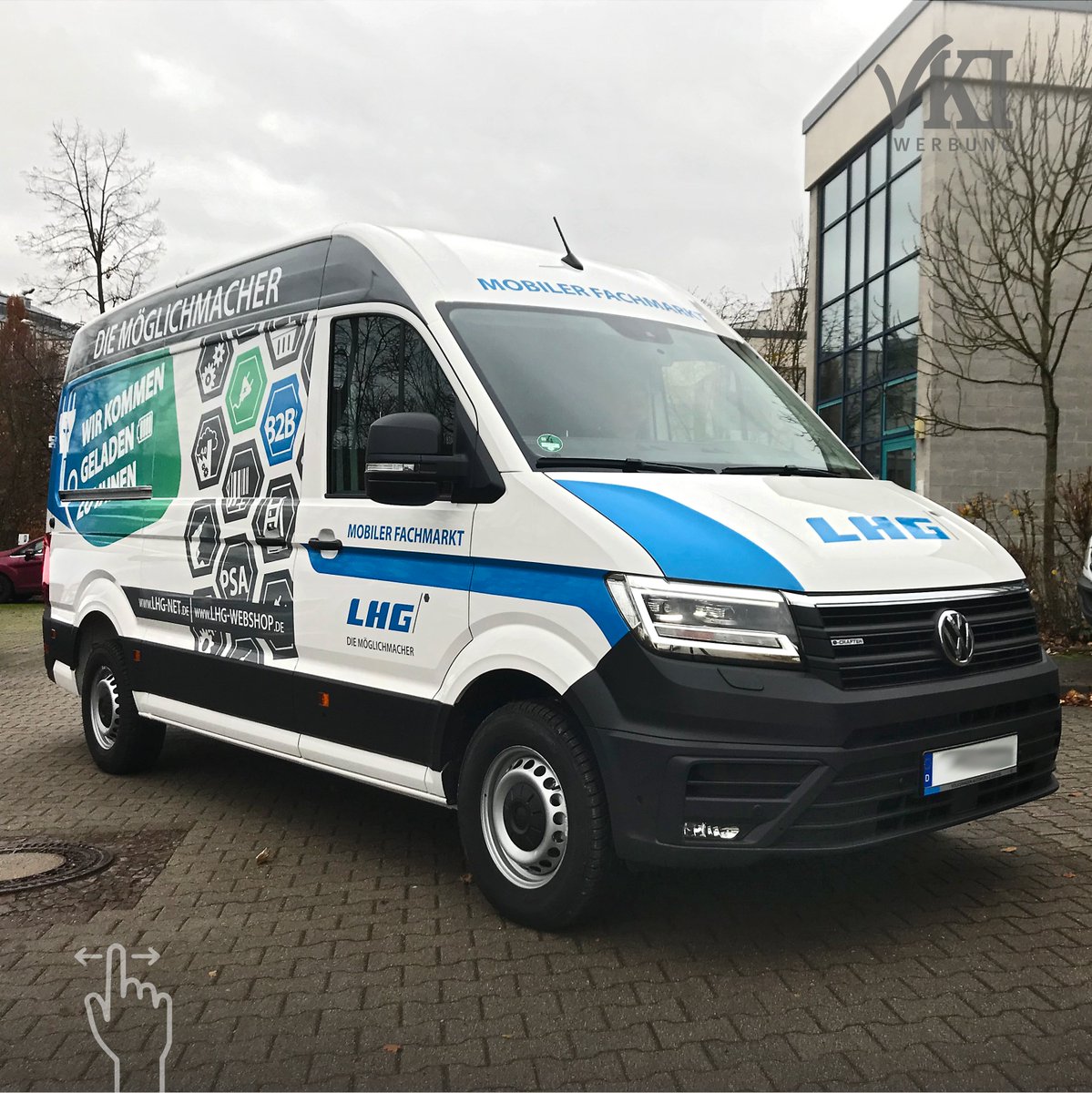 vki_werbung's tweet photo. 💚 Wir haben wieder ein schönes Beispiel einer Fahrzeugbeschriftung: Ein rundum beschrifteter Crafter für die @LHGLeipzig Wir finden: Toll geworden und freuen uns wie immer sehr über die schöne Zusammenarbeit! 👉 https://t.co/Tw5XTXRx40 😊 Dankeschön! https://t.co/CfZ3Uj81to