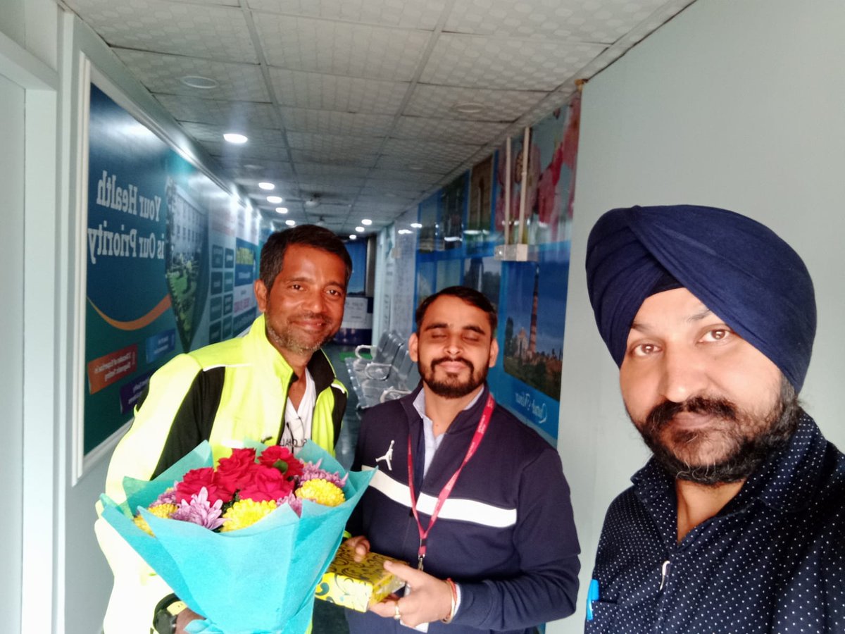 Best Wishes to our TechMighty Pramod Das from @tech_mahindra Kolkata who is on a mission to promote & create awareness on Cycling through his Golden Quadrilateral of India attempt, covering 6100KMs in 13 states & 1 UT. Pramod received a warm welcome in Delhi by our TechM NCR Team
