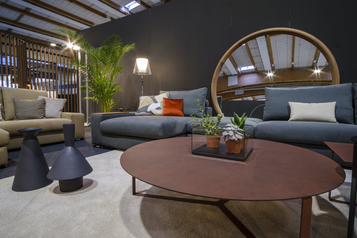 HenotoSPA's tweet photo. Qualche scatto per rivivere il fascino di DentroCasa Expo, l'evento dedicato ai nuovi trend dell'Home&amp;Lifestyle. 

A few shots to relive the charm of DentroCasa Expo, the event dedicated to the new trends of Home&amp;Lifestyle. 

#henoto https://t.co/kHgOenTCIX