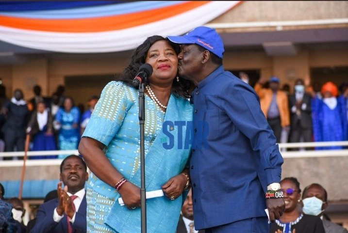 If you love Baba na kama kura yako na familia yako ni ya Raila Amolo Odinga, Retweet 🔄 this widely, like 👍and follow me. Again I will follow back the first 500 followers today.
#InBabasHands
