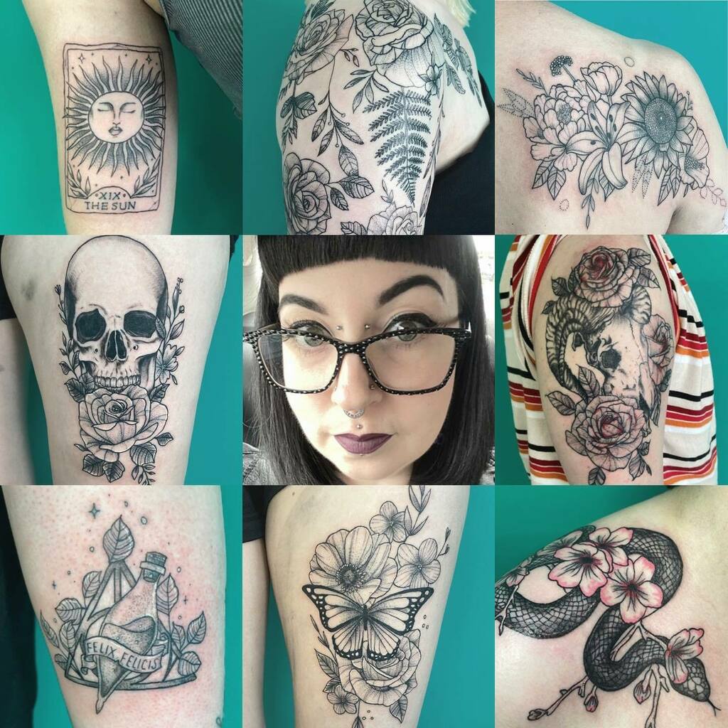 #artvsartist #2021

It’s nearly the end of 2021 and I just wanted to say a massive, huge big thank you to all you lovely people who have supported me and my little studio this year - I love you all. 
Here’s hoping 2022 is a little more kind to us all and… instagr.am/p/CXThynPsbEp/