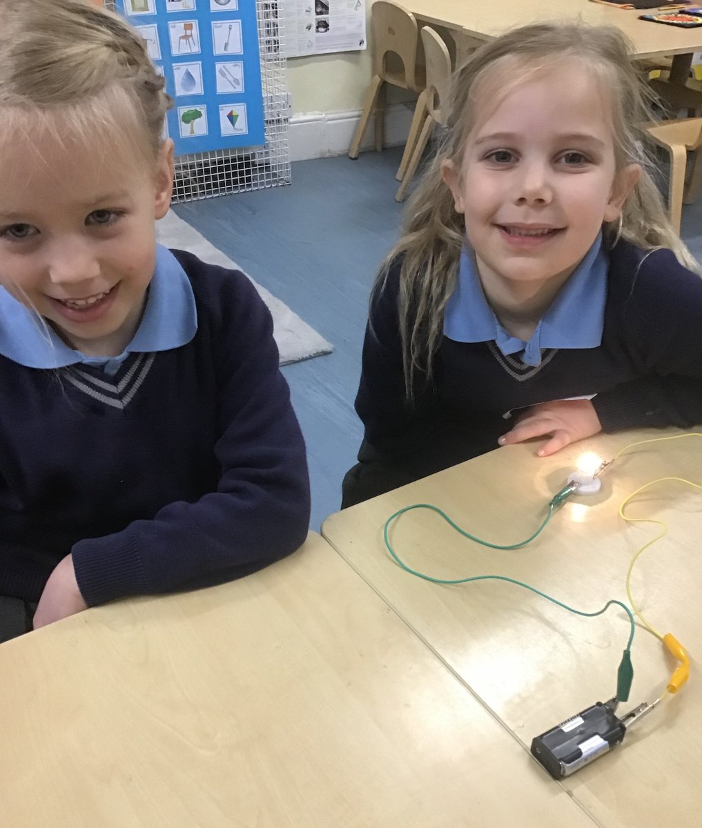Town Close School tweet media