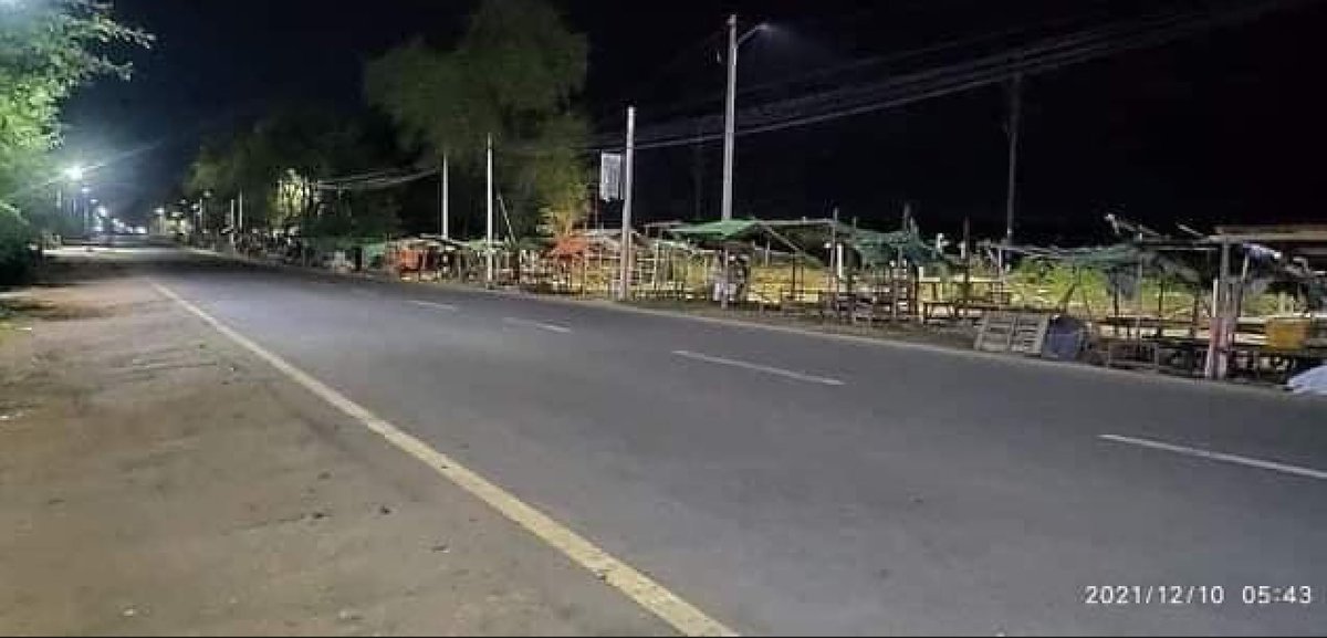 မုံရွာမြို့တွင် ယနေ့ည ကန်သာယာဈေးမှ ညအိပ်ဈေးသည်တွေကို စစ်တပ်က ရိုက်နှက်ပြန်လွတ်၊ မြို့သစ် NLDရုံးကို စစ်တပ်က ခဲနဲ့ထုပြီး သေနတ်ပစ်ခတ်သံများထွက်ပေါ် 
ရန်ကုန်၊ ဒီဇင်ဘာ ၁၀ 

Read More -> t.me/khitthitnews/1…
Photo-CJ
(RNA သည် ရန်ကုန်ခေတ်သစ်၏ မဟာမိတ်သတင်းဌာနဖြစ်သည်)