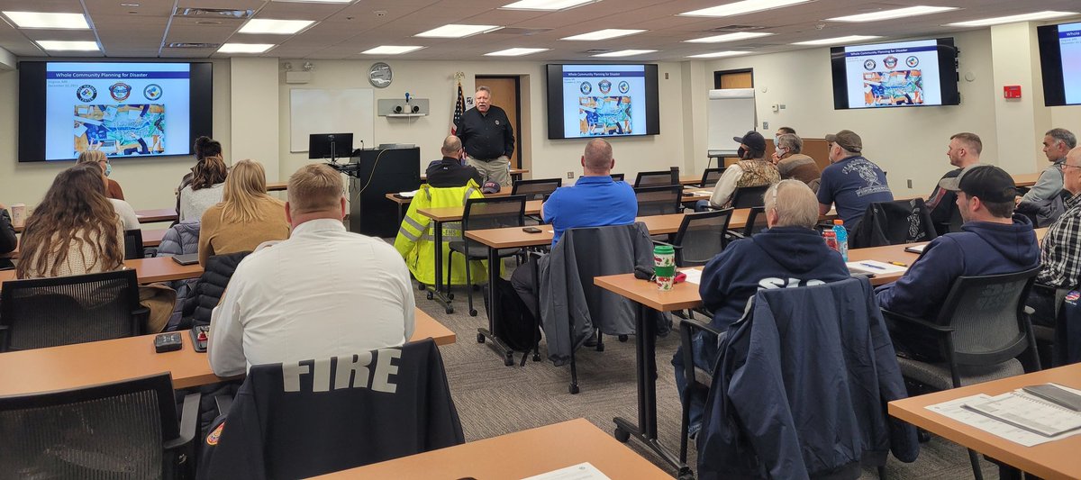 WHOLE COMMUNITIES PLANNING FOR DISASTERS TRAINING underway currently courtesy of the <a href="/IAFC/">IAFC</a> and co-sponsored by St. Louis County Emergency Management and the <a href="/VirginiaFDMN/">Virginia FD</a> #emergencymanagement #planning #cooperation #collaboration