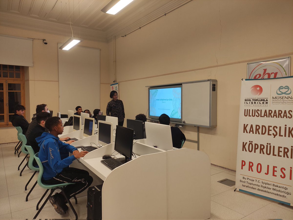musennader's tweet photo. T. C. İçişleri Bakanlığı Sivil Toplumla İlişkiler Genel Müdürlüğü tarafından desteklenen“Uluslararası Kardeşlik Köprüleri Projesi" kapsamında Web Kodlama ve Tasarım Kursu gerçekleştiriliyor. https://t.co/tsUJN7yV0o