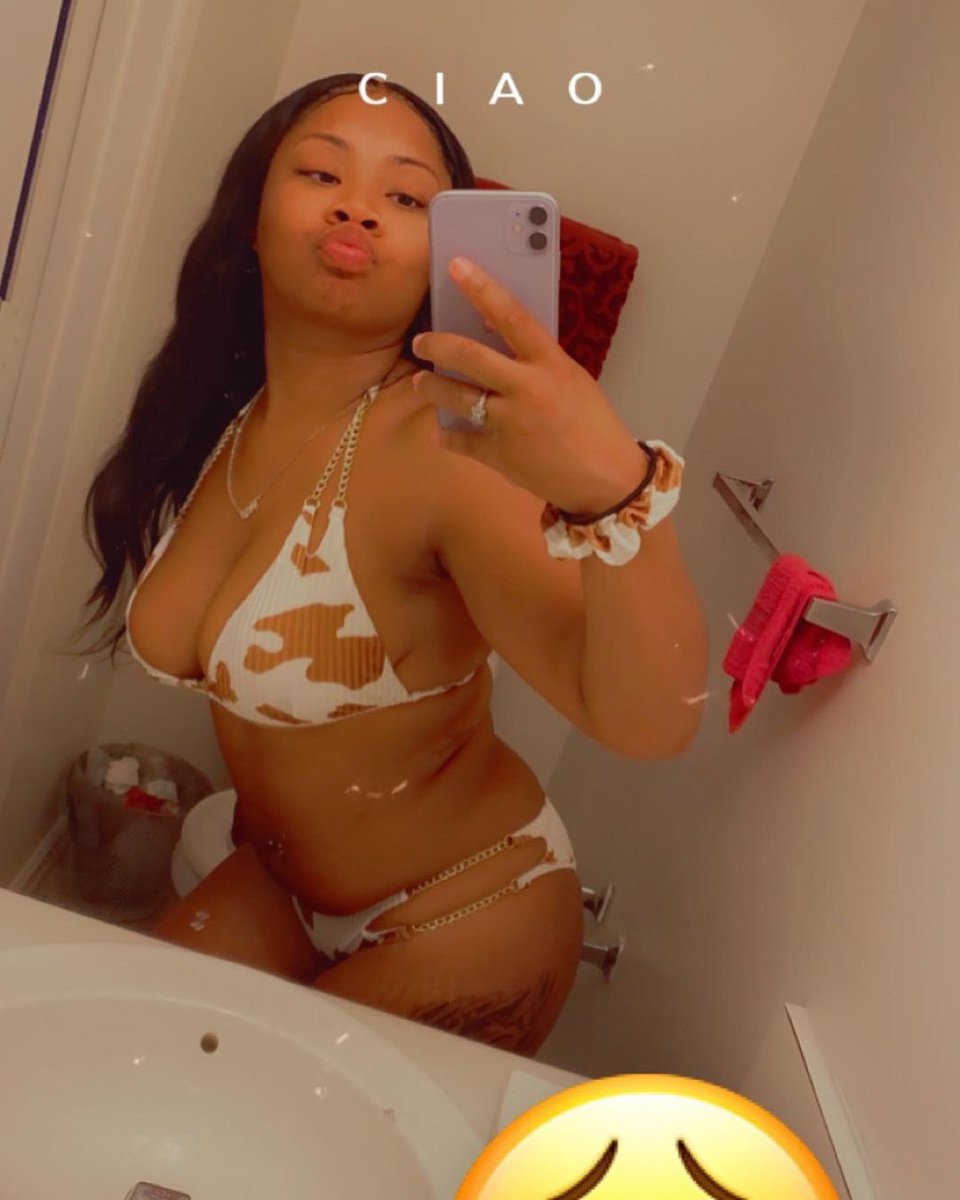 SheSoRedxxx's tweet photo. 🤎🤍🤎🤍 https://t.co/ZrdLmYQmc3