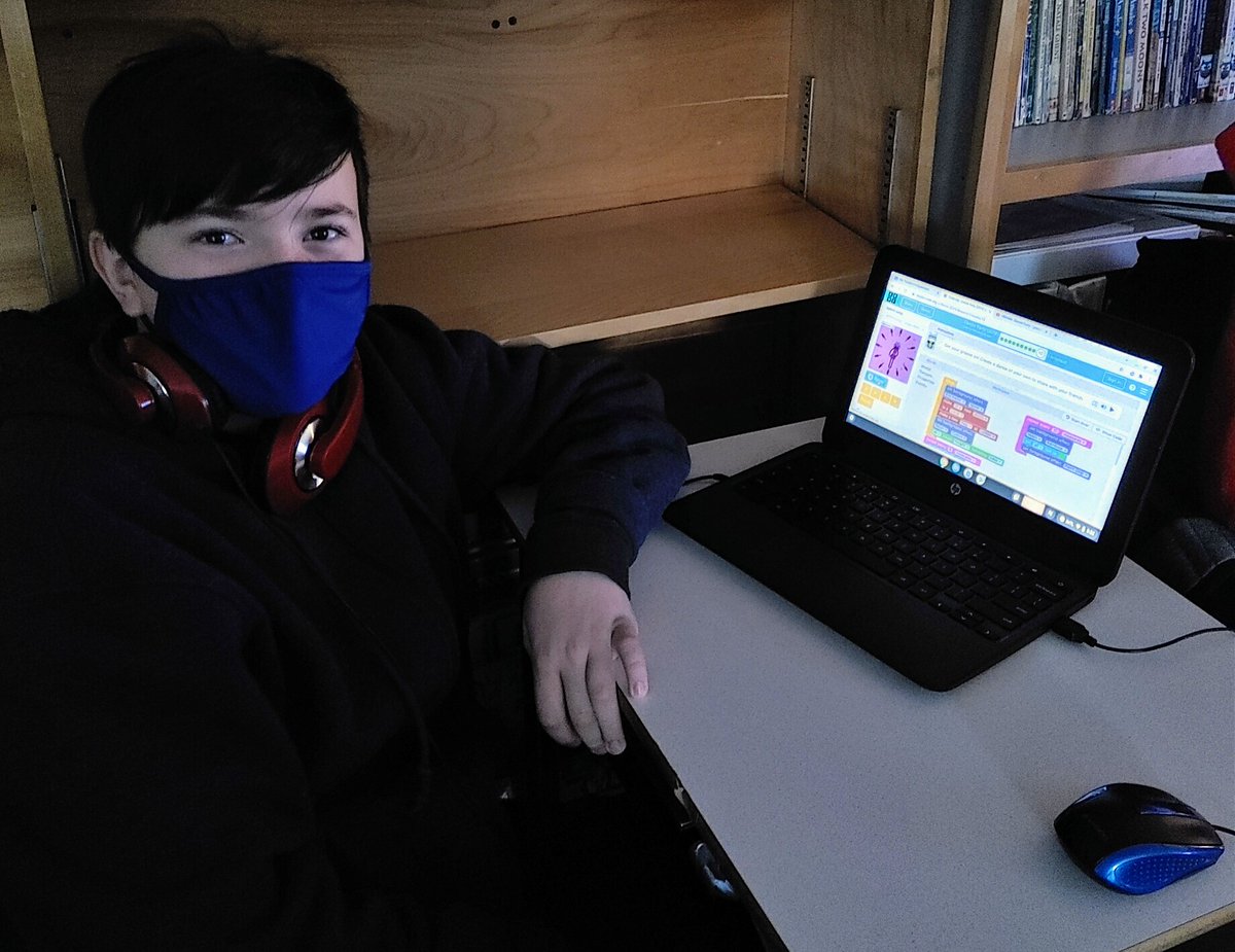 robynyoung01's tweet image. Celebrating Computer Science week with Hour of Code, dance party style! #CodeWithTESIC @nltatesic @VillanovaSchool