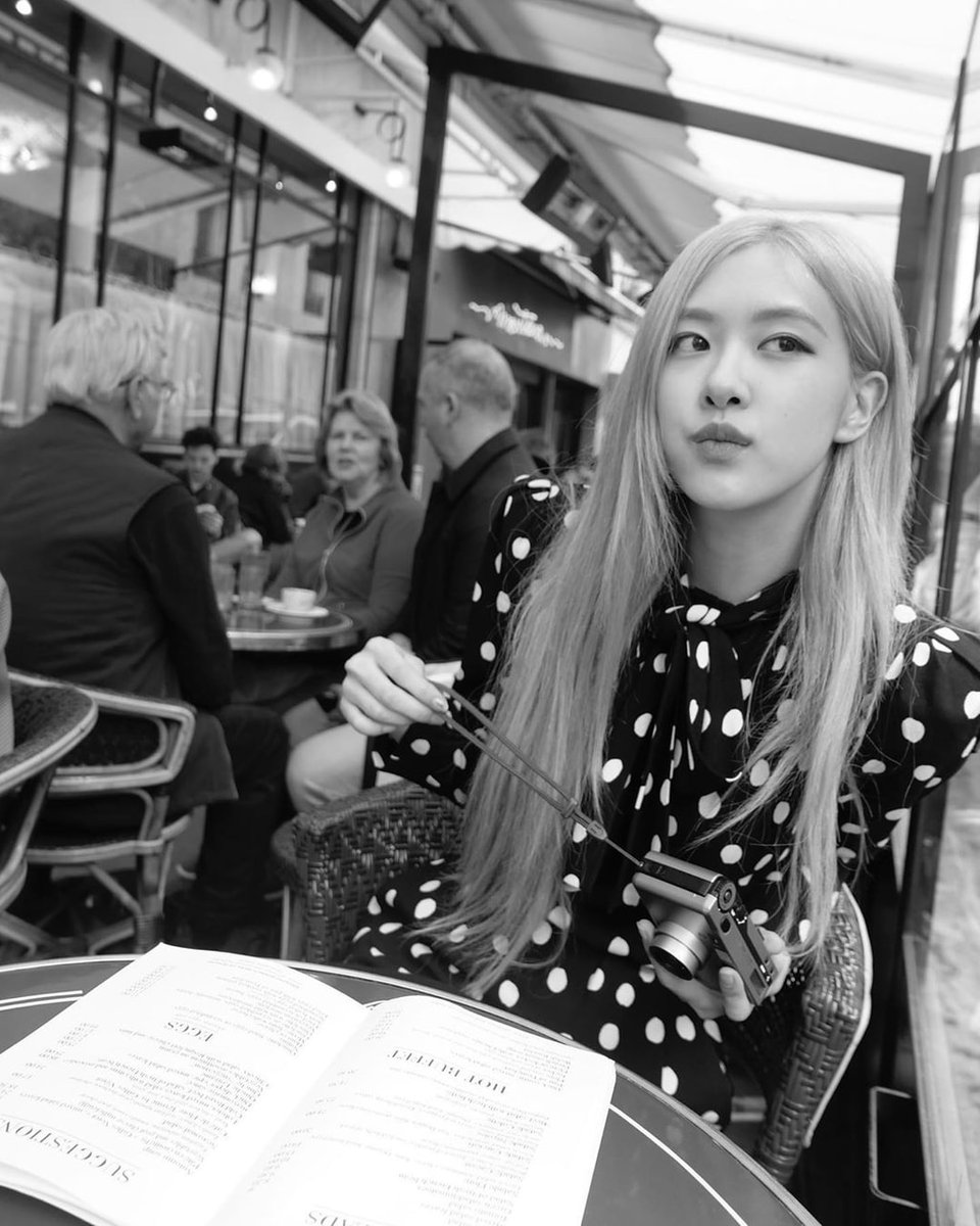 I vote #MAMAVOTE #rosé