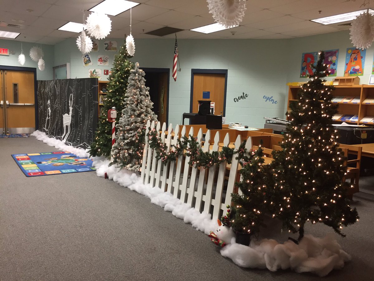 Our school is decorated beautifully today!
