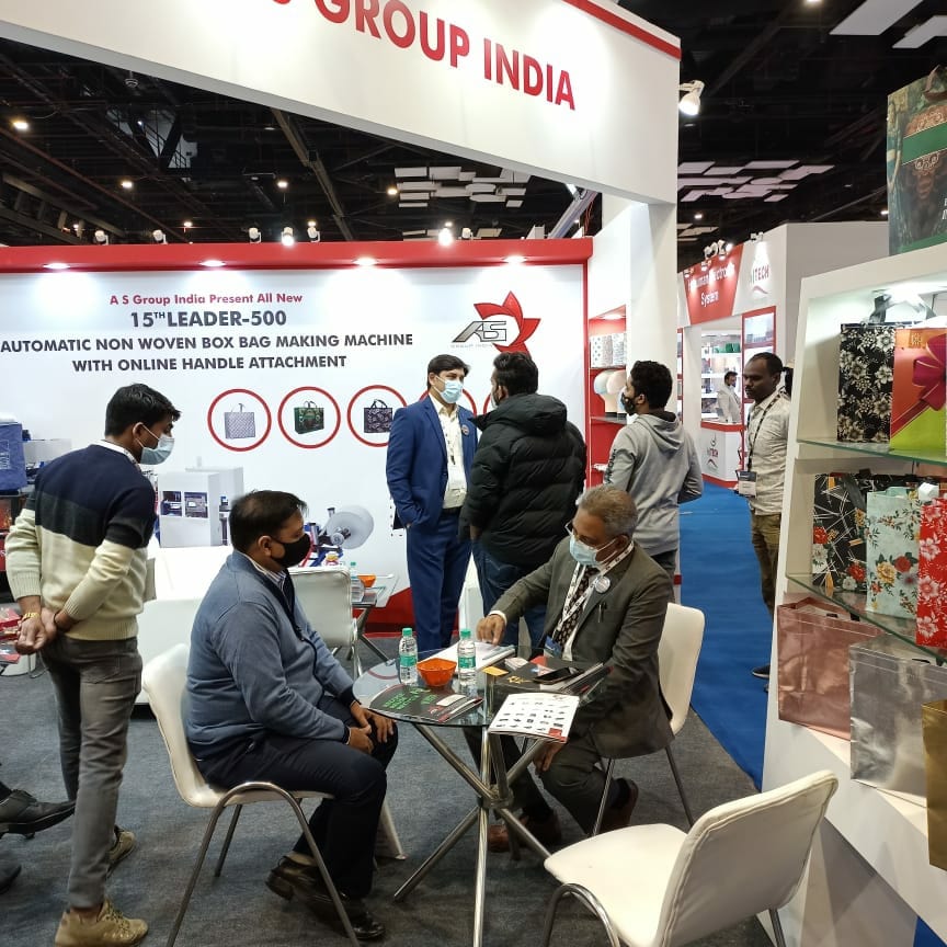ASGroupIndia2's tweet photo. 2nd Day! A S Group India at #PackPlus2021 Exhibition. 
Last day tomorrow don't miss out be there Stall No. B81 in Hall No.3 to meet our experts &amp; learn about Non-Woven Bags &amp; Machines how it can help your business. 

#ASGroupIndia #ASICSFabrics #ASUdyog #Exhibition2021
#PackPlus https://t.co/QeWZJqWuH0
