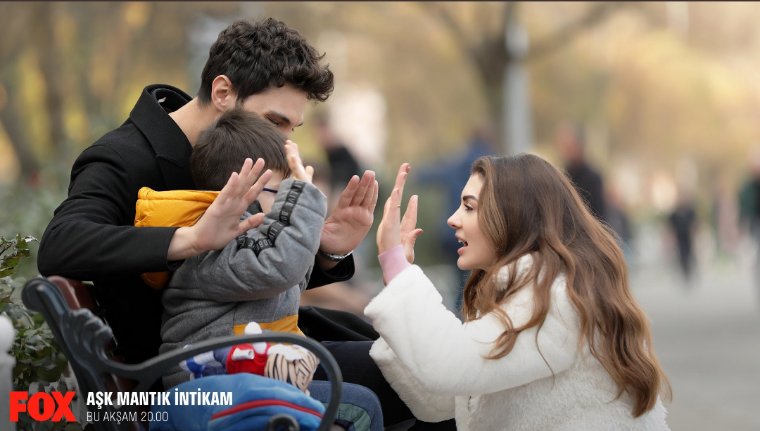 dizideee's tweet photo. So you're telling me that EsZan and Atlas will live all these moments on the same day and when Ozan will bring them back to the neighborhood, happiest than he has ever been in those 5 yrs, Çinçin will give his "stay away from my family" speech? Fuck that bitch.

#aşktankaçamazsın https://t.co/IRWIm2LZfJ