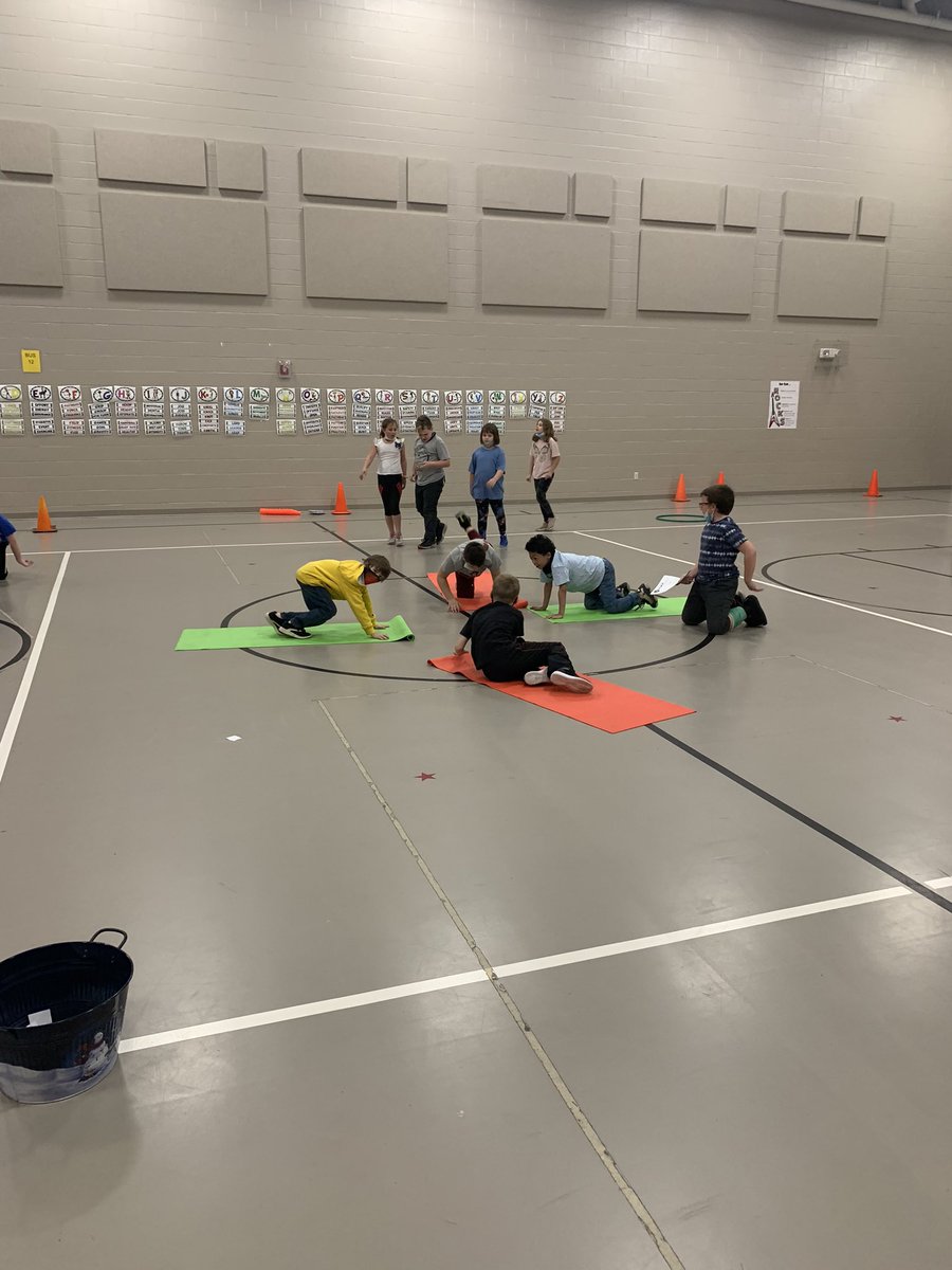 STEAM meets PHYS ED. CODING meets FITNESS. Huge shout-out to <a href="/agehoffman/">Adrienne Hoffman</a> and <a href="/RebeccaBoland7/">Rebecca Boland</a> for amazing co-teaching and cross-curricular activities.  #WeAreCC