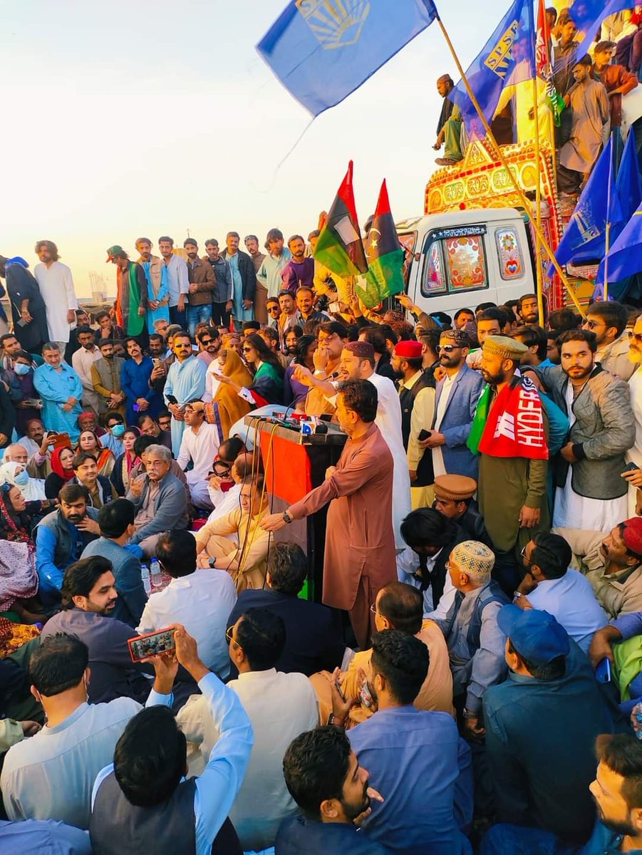 LalaMuradKhan's tweet image. Along with PSF Hyderabad Attended &amp;amp; Addressed PPP Hyderabad's Protest Against Inflation and Joblessness Organized on Directives of Chairman PPP Bilawal Bhutto Zardari Led By President PPP Sindh Nisar Khuhro Sb and Senator @MBChandioPPP Sb.
#GoImranGo @BBhuttoZardari