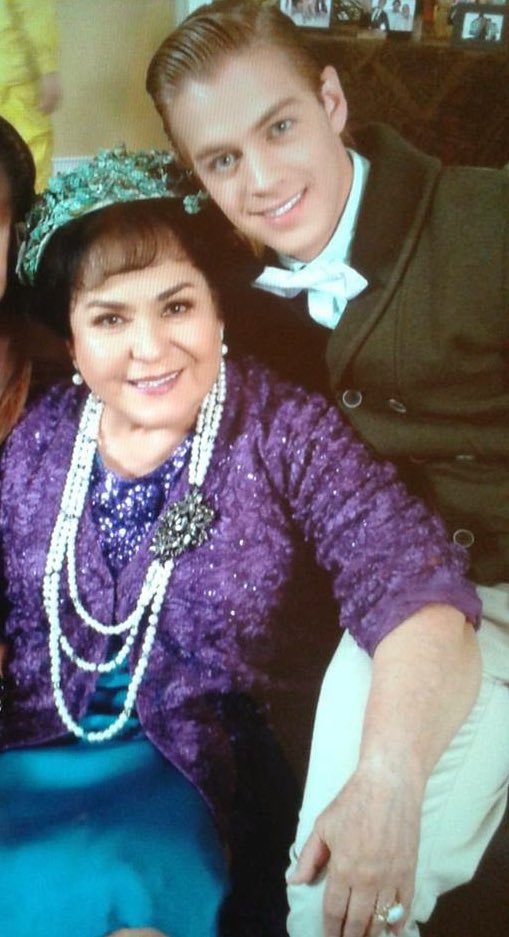 Todo el Morin Team se une a la pena que embarga a las familias Salinas-Lozano, Plascencia-Salinas por el sensible fallecimiento de la primera actriz #CarmenSalinas (<a href="/CarmenSalinasLo/">Carmen Salinas</a>) ¡Que descanse en paz! 🕊