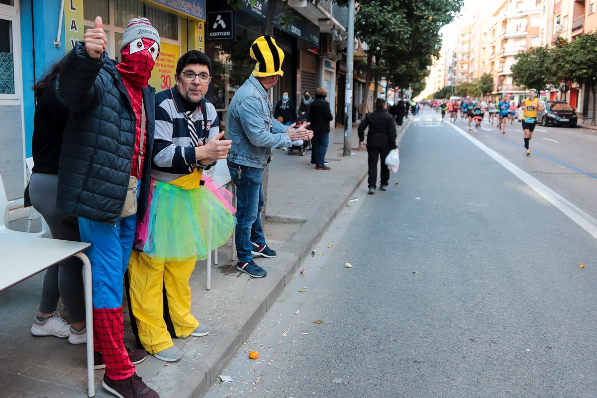 JCF_Valencia's tweet photo. 🏃‍♀️🏃‍♂️ Ja coneixem les falles guanyadores del #RunningFaller de la @maratonvalencia 2021! 🏆 [OBRIM FIL] ⬇

🙌 Amb l'animació ➕ enèrgica: @FallaSantIsidre
🥳 Amb l'animació ➕ original: @Puebla_Valverde

🔗 https://t.co/LCd8QOUlfk

#EsportsJCF https://t.co/UEPGgo4tm7