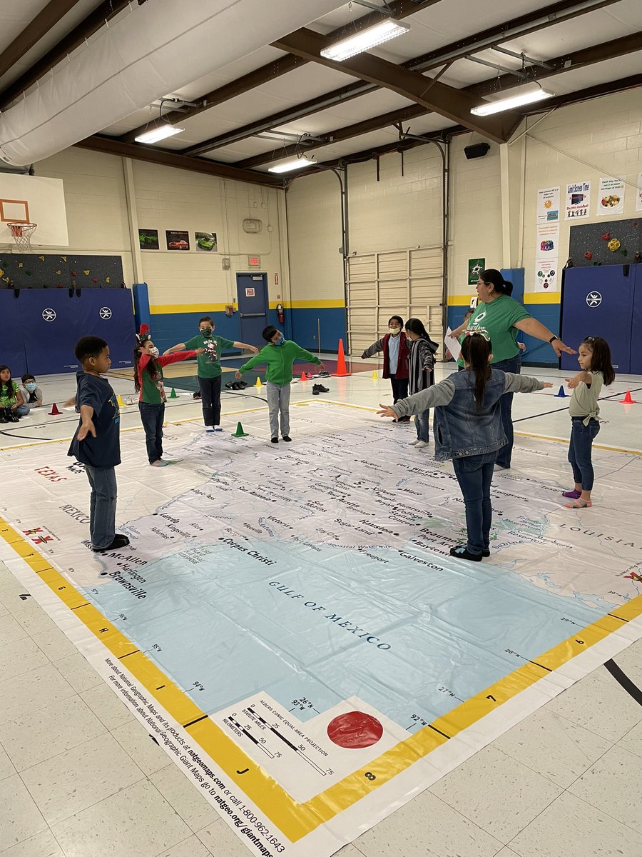 @NISDPassmore Second graders learning about Texas on the @NISD Giant Texas Map @NISDElemSS #socialstudiesmatters