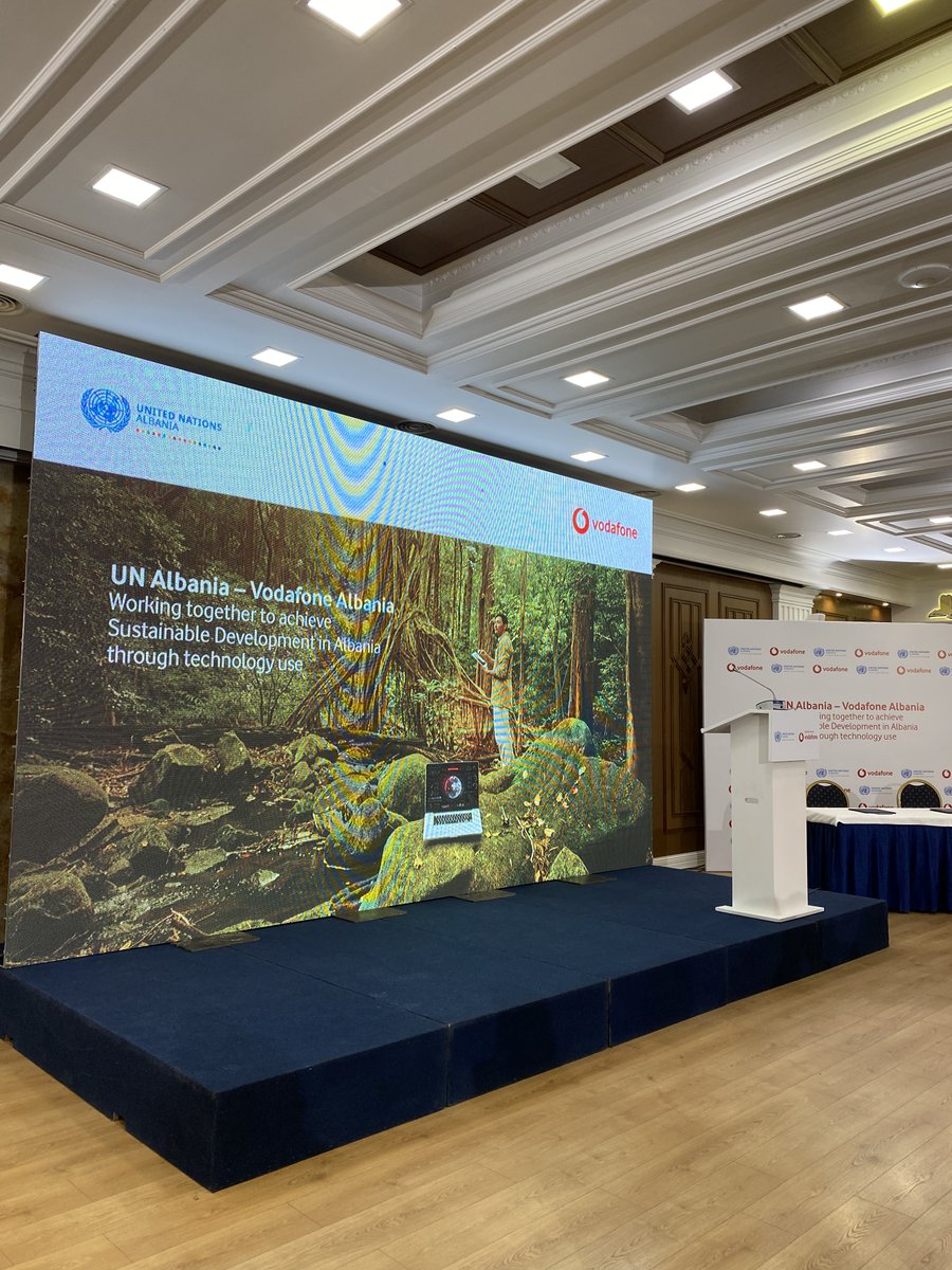 Një moment historik për @vodafonealbania në bashkëpunim me <a href="/unalbania/">un</a> për një temë të rëndësishme si mbrojtja e planetit tonë. ♻️
Jemi kompania e parë në Shqipëri që nëpërmjet teknologjisë mbështet UN Sustainable Development Goals #SDG's

#vodafonealbania #unalbania