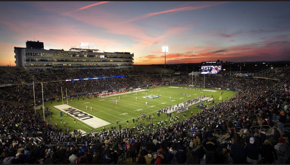 After a great phone call this morning with @CoachDHilliard I’m blessed to receive an offer from UCONN 💙 🤍 #UNCOMMON #BleedBlue
@UConnCoachMora @UConnFootball @LC_Football_ @JoshHelmholdt @SWiltfong247 @BrianDohn247 @On3Recruits @BALLERSCHOICE1 @Rivals