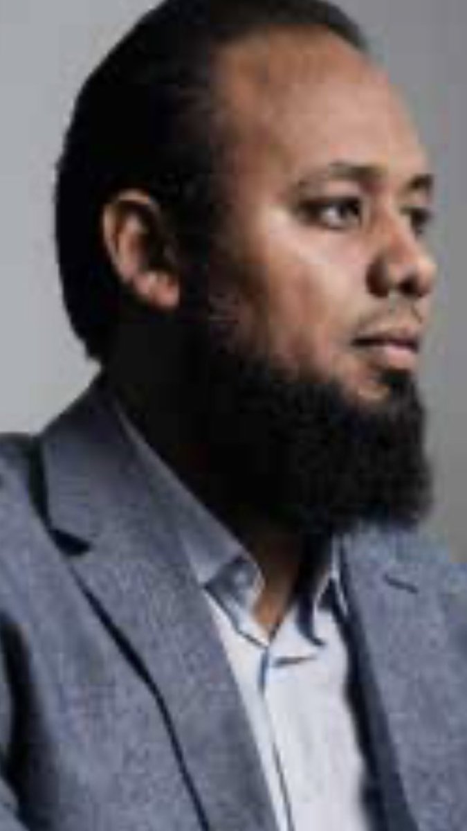 Mohamed Baker is a brave human rights lawyer who defends people whose human rights were violated. He is being held for more than 2 years in cruel conditions and denied a bed and other basics. Urge <a href="/alsisiofficial/">Abdelfattah Elsisi</a> to release him NOW!