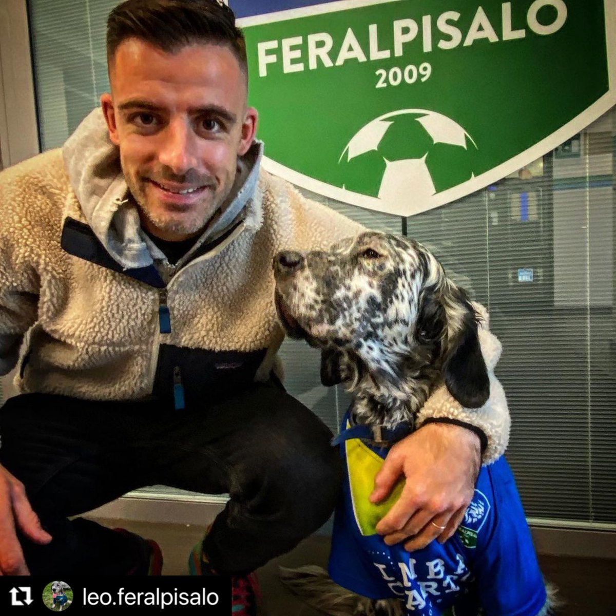 unionbrescia's tweet photo. Col capitano, Elia #Legati 💚💙
Santa Lucia si avvicina… 🤩
#SantaLucia #LeonidGarda #CuordiLeoni #LeodelGarda #CuordiLeo @LegaProOfficial https://t.co/Khwy25FHaF