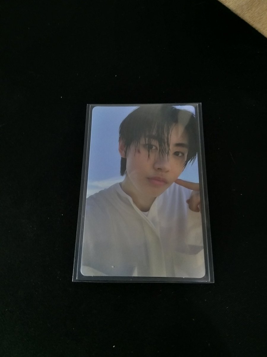ENNNNFIFI's tweet photo. #happyakoperosadwalletkomail 

AND OF COURSE. ANG ESS NI HOON NA HINDI AKO PINAHIRAPAN. My hoon ody ess ❤ thank you so much @vkoollects for not giving me hard time and helping me end my hoon dd album pcs agenda ❤ til our next trade/budulan 🥰 

#fifitrading https://t.co/zVnVzFdeCi