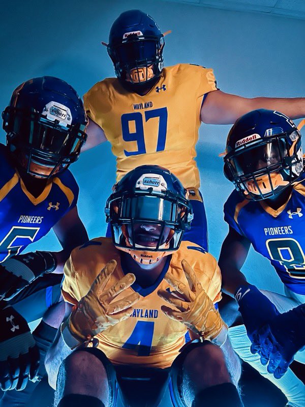 Blessed to receive an offer from Wayland Baptist University 💙💛 @CoachBobbyKeef <a href="/WBUFootball/">WBU Football</a>