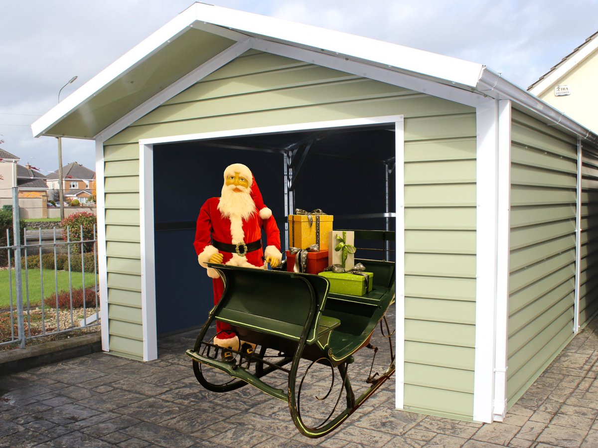 GardenHarker's tweet photo. Santa needed somewhere to put his sleigh for the nights he doesn't deliver presents, so he asked us to make him one of our fantastic metal sheds, complete with insulation.
#Christmas #metalsheds #harkergardenbuildings #santa #sleigh #shed #summerhouse https://t.co/ypl6H4Zfqo